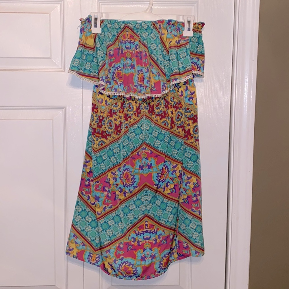 Boutique Multi-Color Strapless Dress